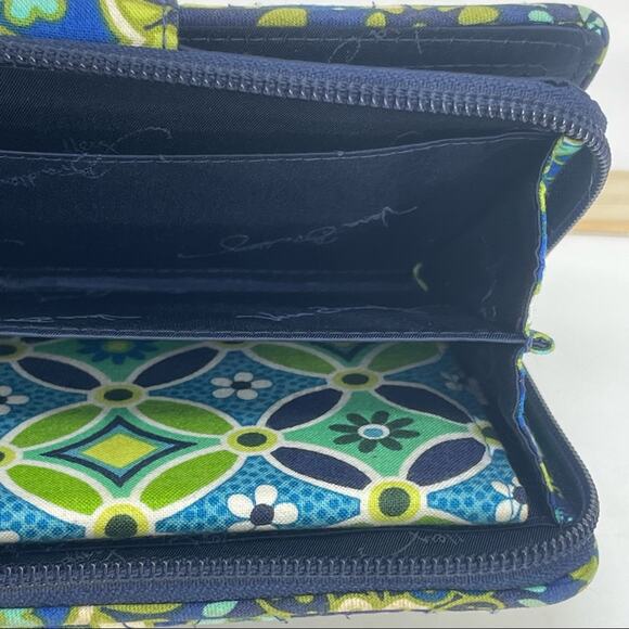 Vera Bradley Wallet Organizer and Check Book - Picture 8 of 13